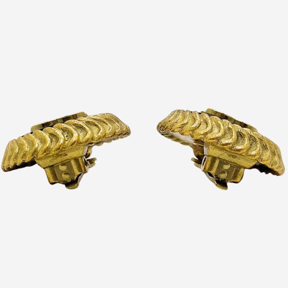 Chanel Black and 24k Gold-Plated Clip-on Earrings - Picture 3 of 9